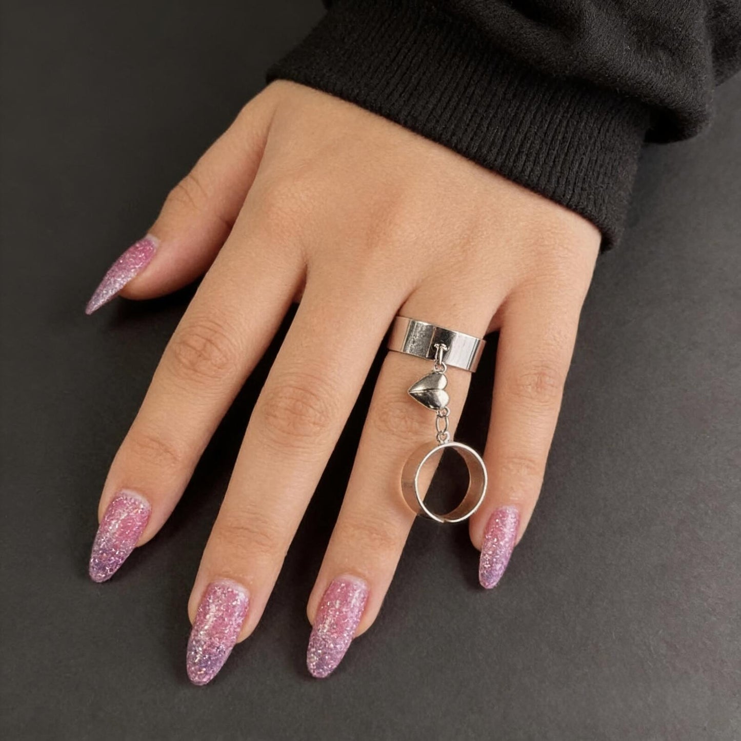 Hearts in Motio | Magnetic Heart Link Rings — Two Souls, One Inseparable Bond