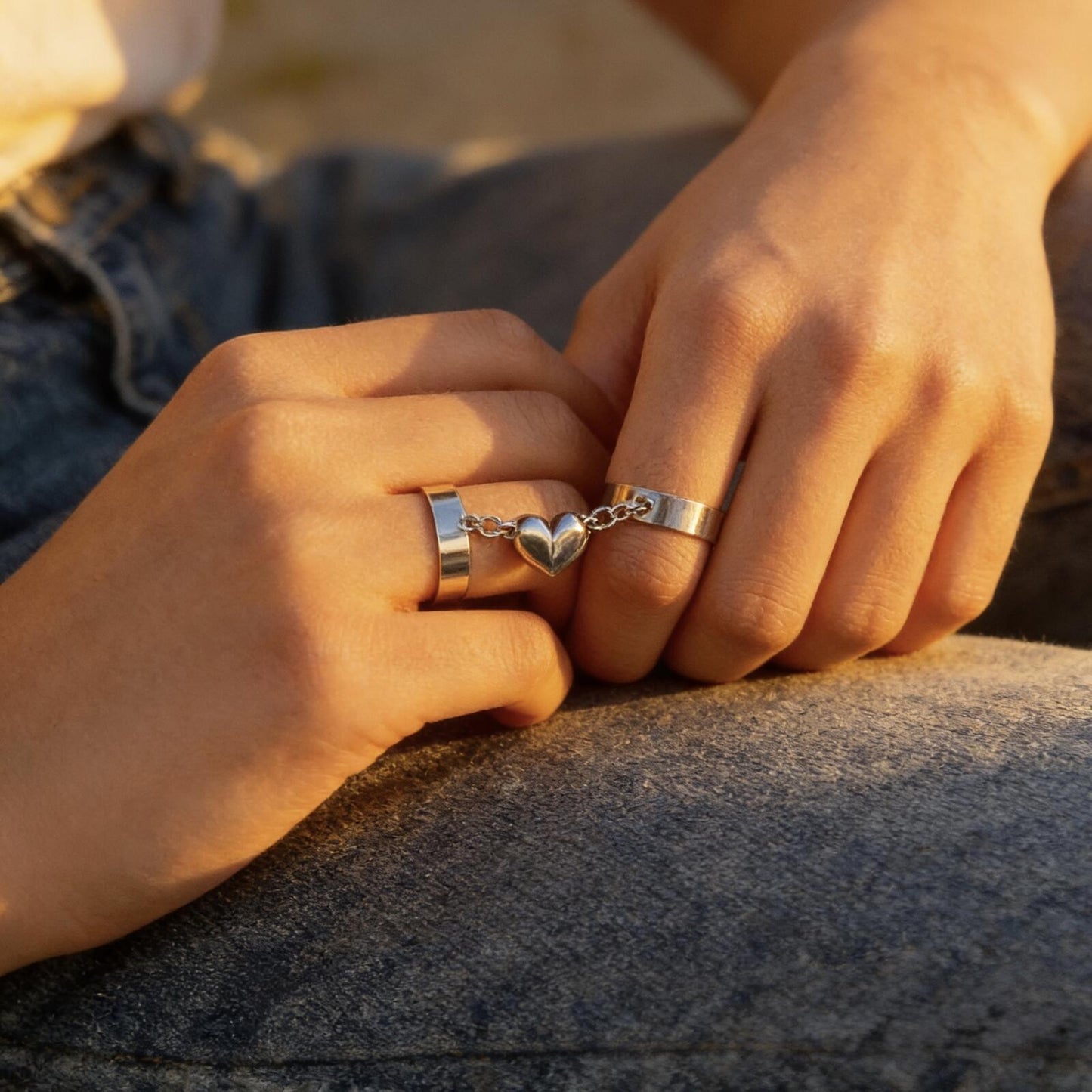 Hearts in Motio | Magnetic Heart Link Rings — Two Souls, One Inseparable Bond